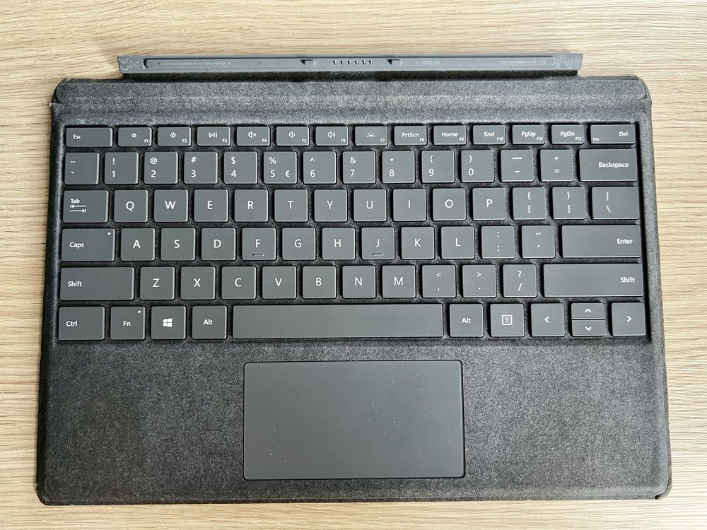 Klawiatura Microsoft Sirfqce Pro Signature Alcantara 1725 FFQ-00153