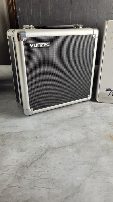 Punho estabilizador Yuneec Typhoon ActionCam Grip