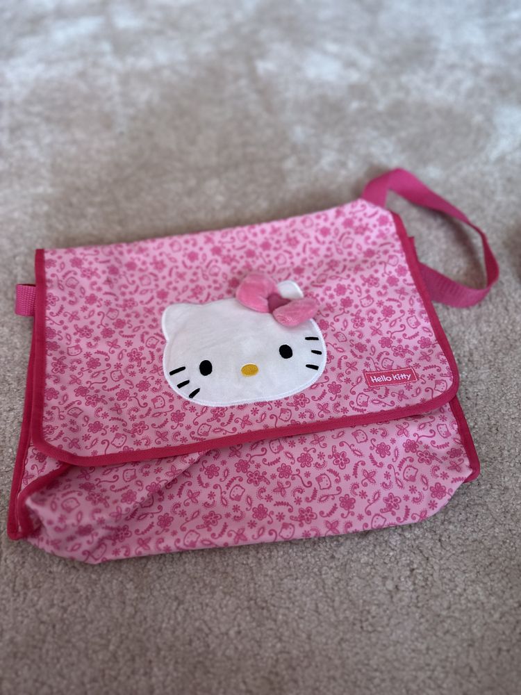 Conjunto sacos e porta garrafa de água Hello Kitty