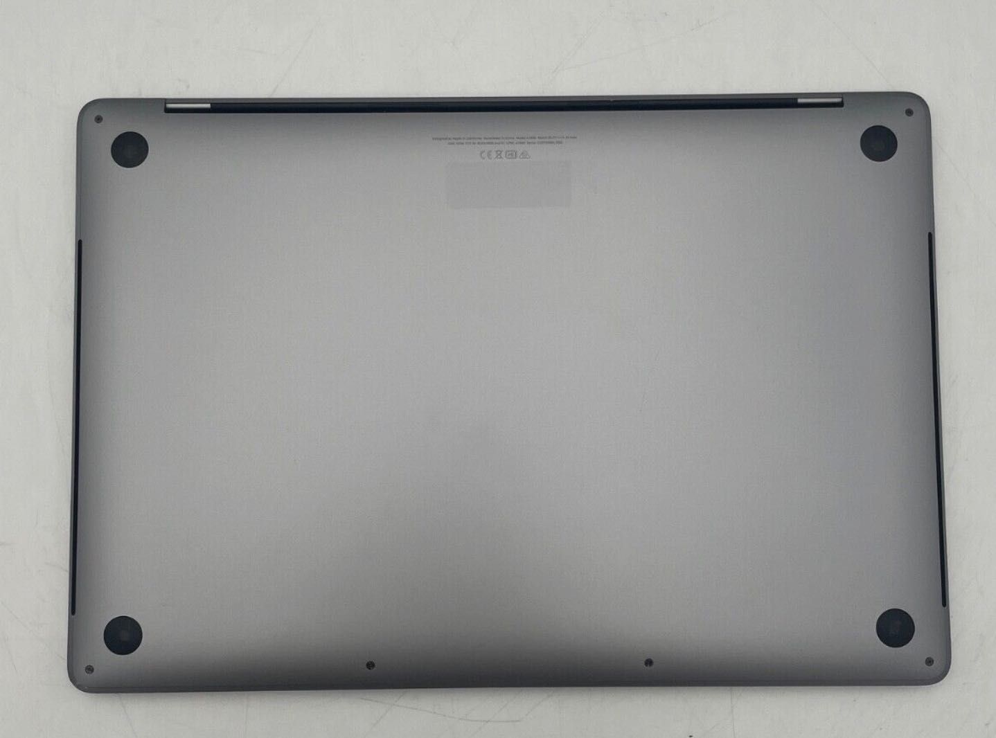 MacBook Pro 15'', Touchbar, 16gb RAM