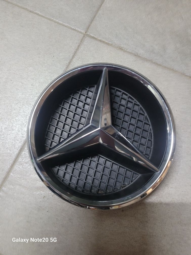 Símbolo Mercedes a b c d  e .cla