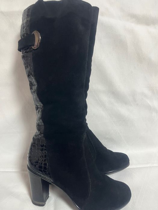 Замшеві зимові сапожки