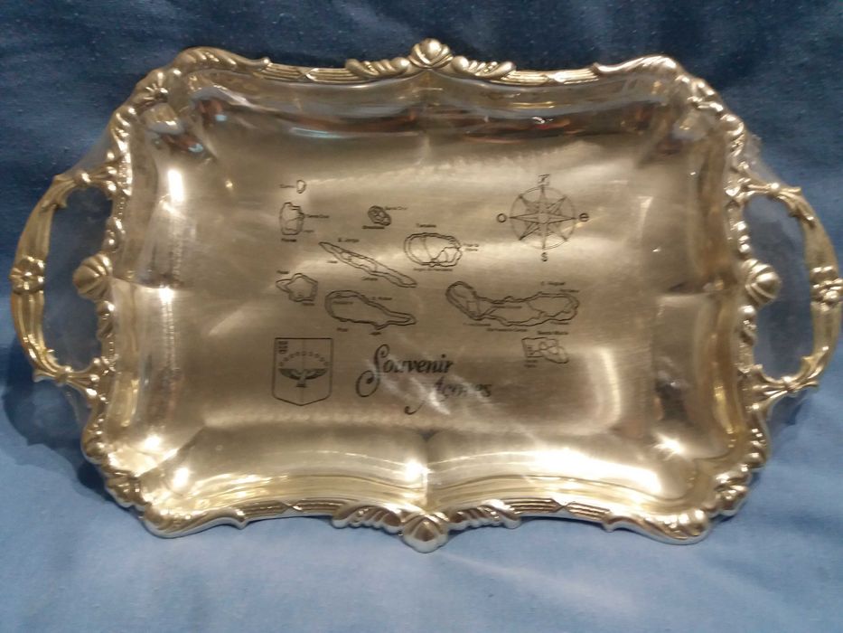 Travessa em metal lembrança dos Açores