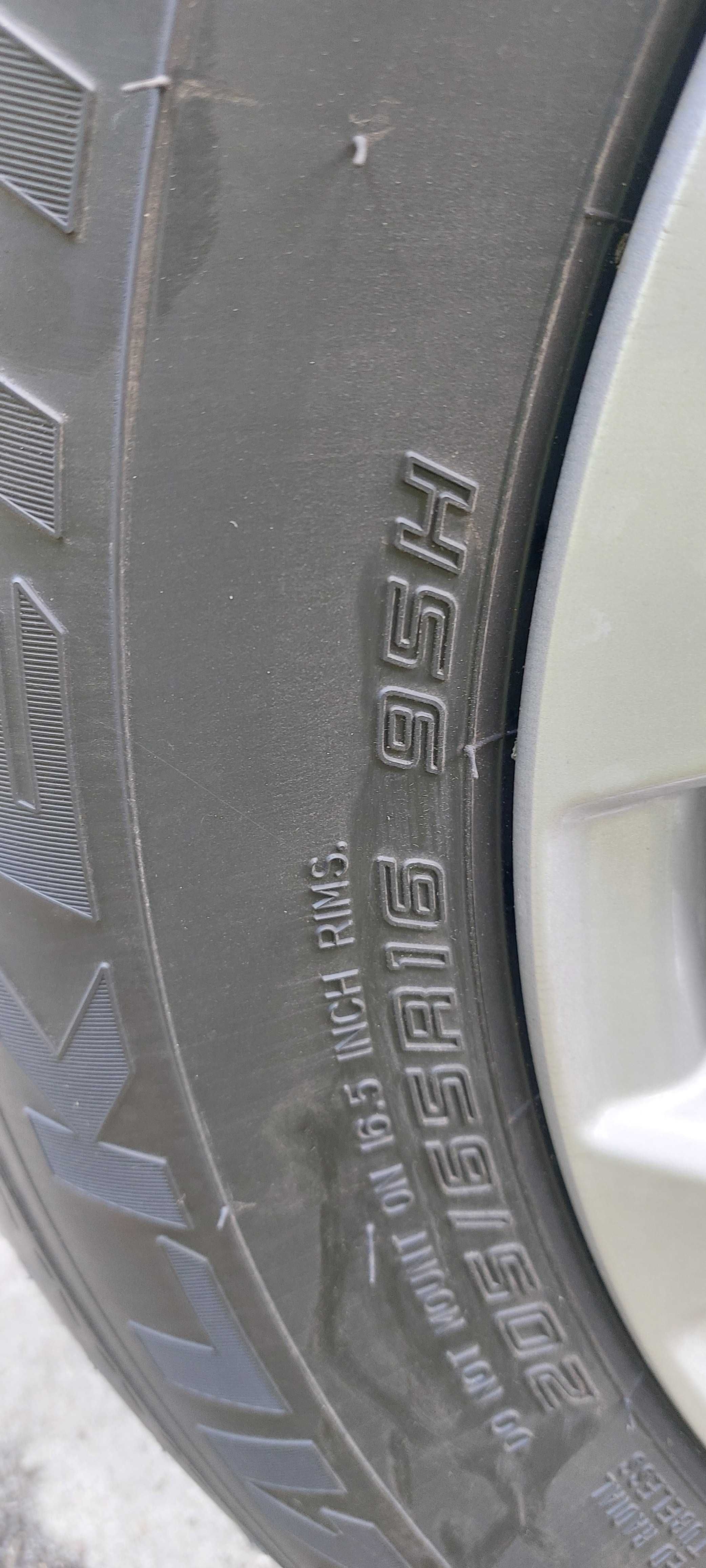 Koła letnie Nowe 16" Toyota Yaris Cross 205/65R16  5x114,3 Czujniki