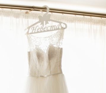 Вешалка Невеста для свадебного платья