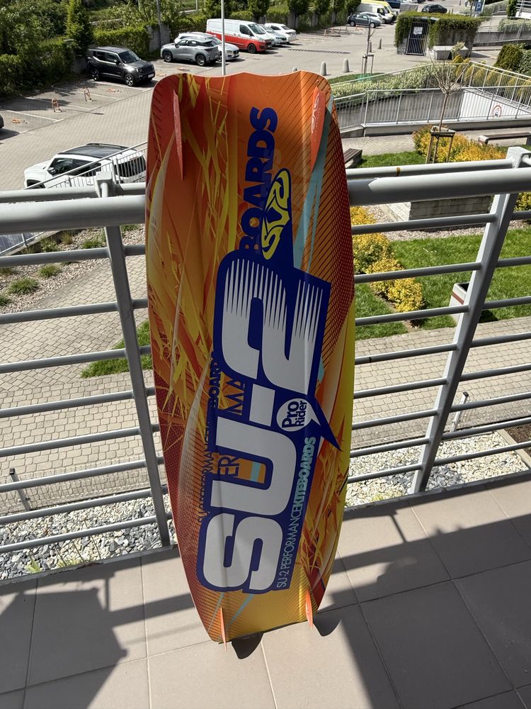 Deska do kitesurfing SU-2 prorider 3D 136-41 plus strapy/pady SP Air