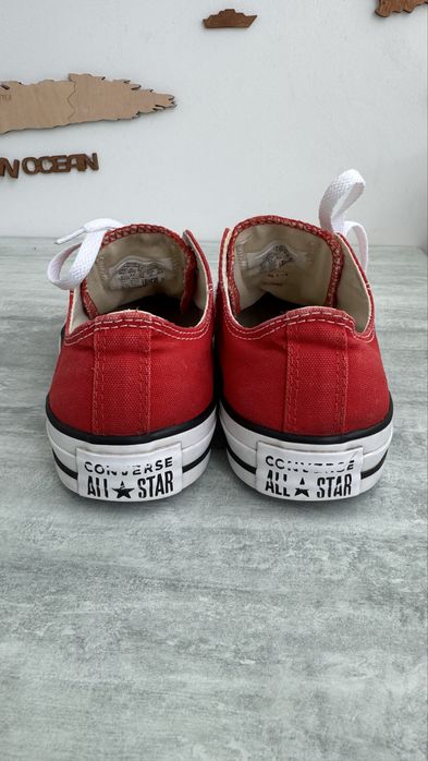 Кеди Converse червоні 37р. (6.5, стопа 23.5)