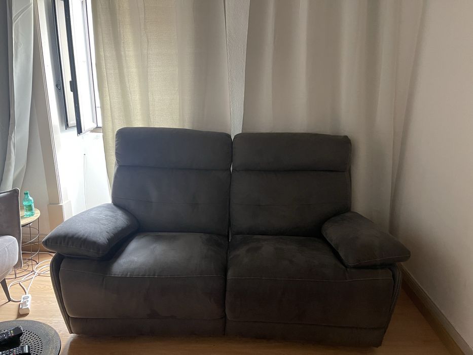 Vendo sofa  confortavel !!!