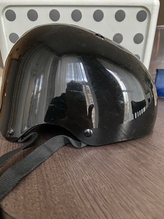 Kask rowerowy mlłodzieżowy stan bardzo dobry
