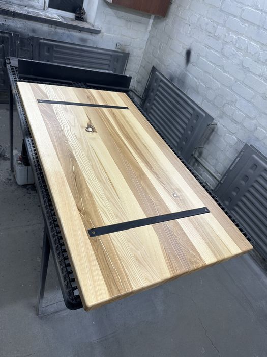 В НАЯВНОСТІ стільниця з ясеня 1300*700*40 столешница из дерева лофт