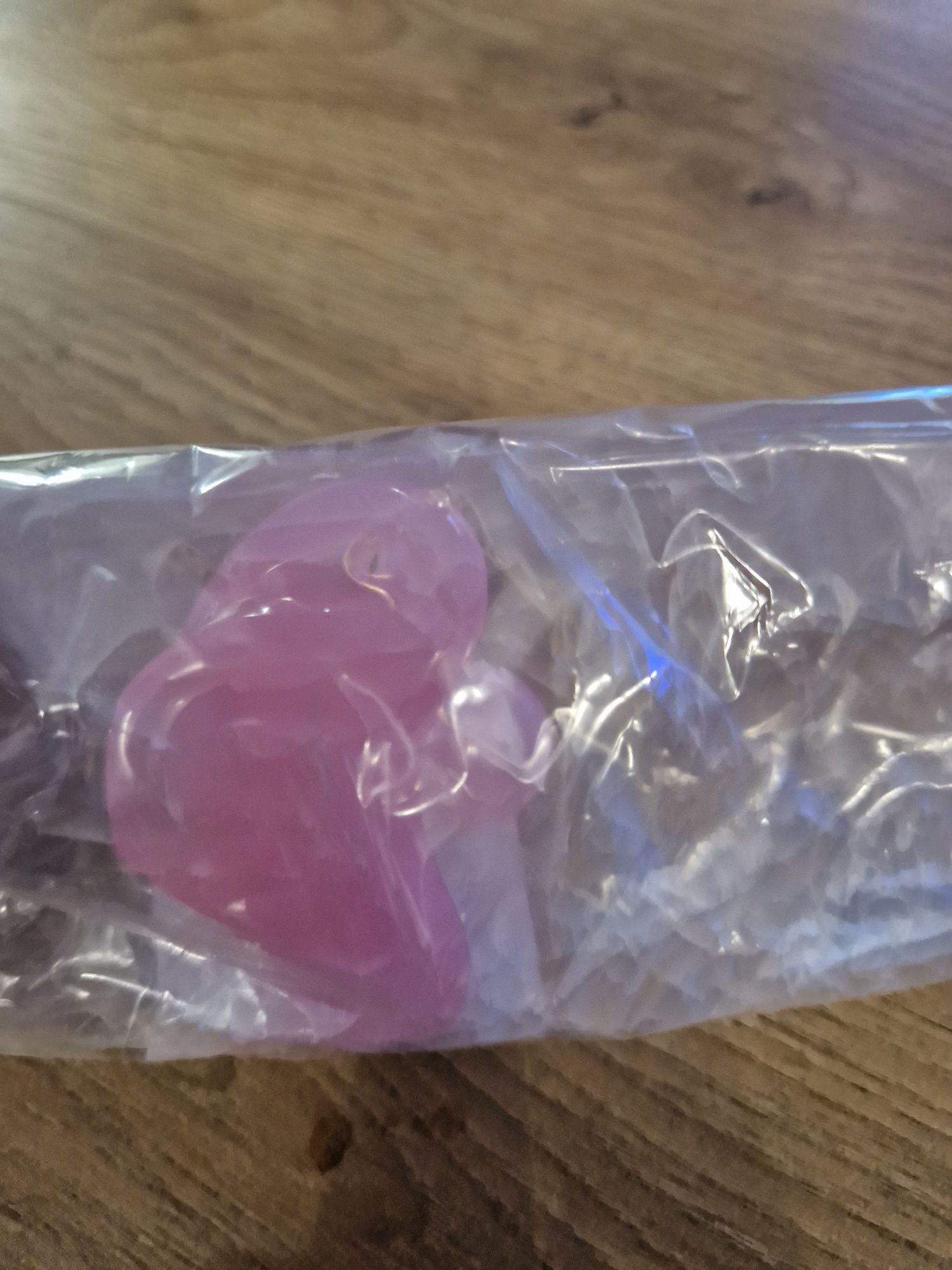 Nowy różowy smoczek silikonowy NUK 0-6miesiecy