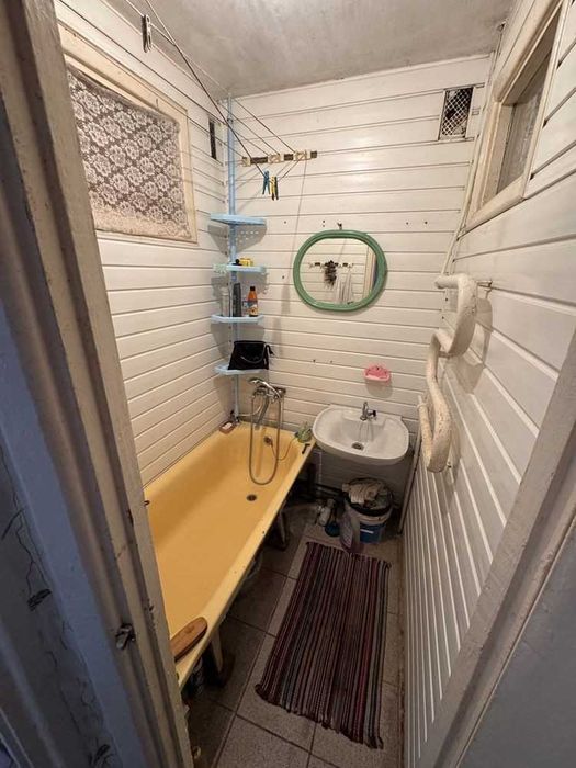 НЕРУХОМІСТЬ від ОЛЕКСАНДРА.ДЕШЕВА 2 кімнатна на пивзаводі жилий стан