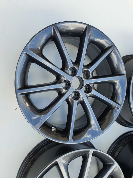 LEXUS CT ct200 17" f-sport 5x100 felgi aluminiowe 7J grafit