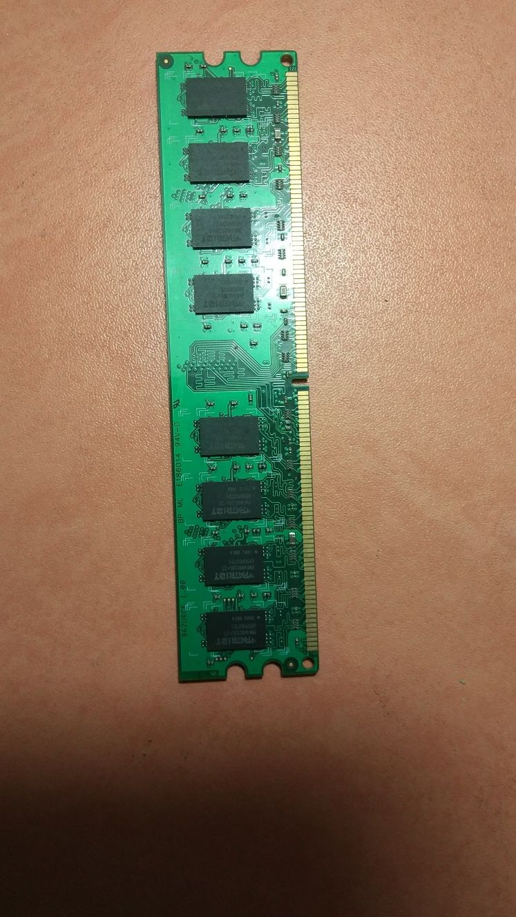 Оперативная память 1гб DDR 2