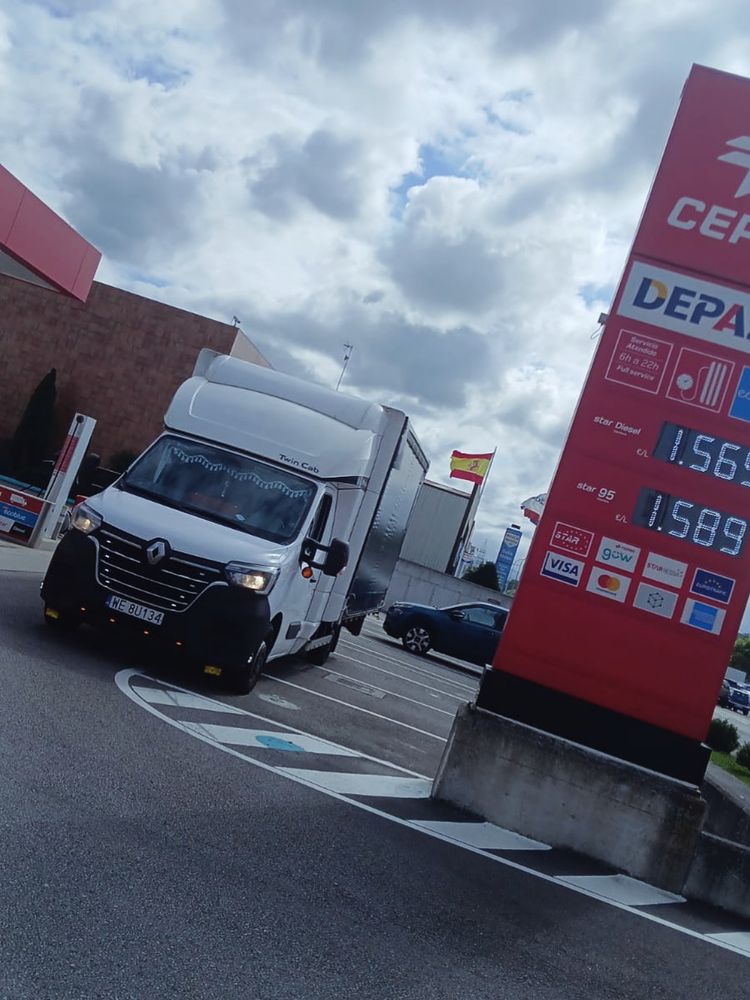 Niezależny Spedytor na % bus 3,5t Europa, poprowadze auta