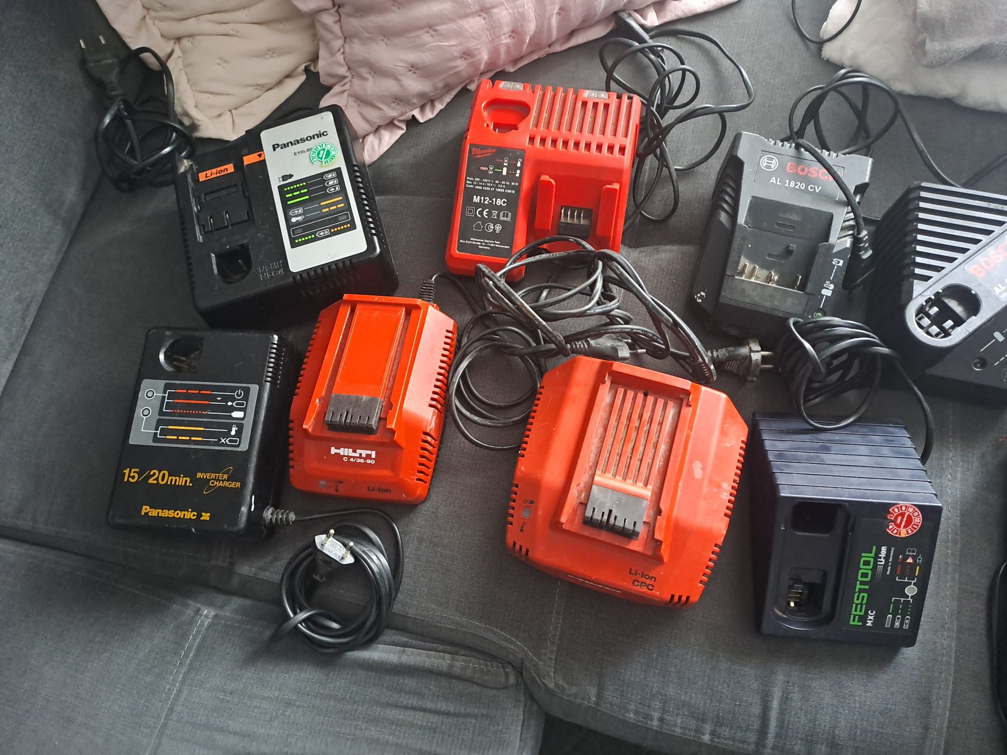 Ładowarki bosch  panasonic hilti sprzedane