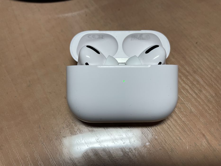 Навушники Apple AirPods Pro 1