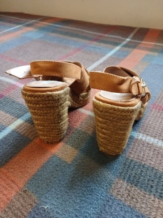 Sandalias marca Pull&Bear tam 35