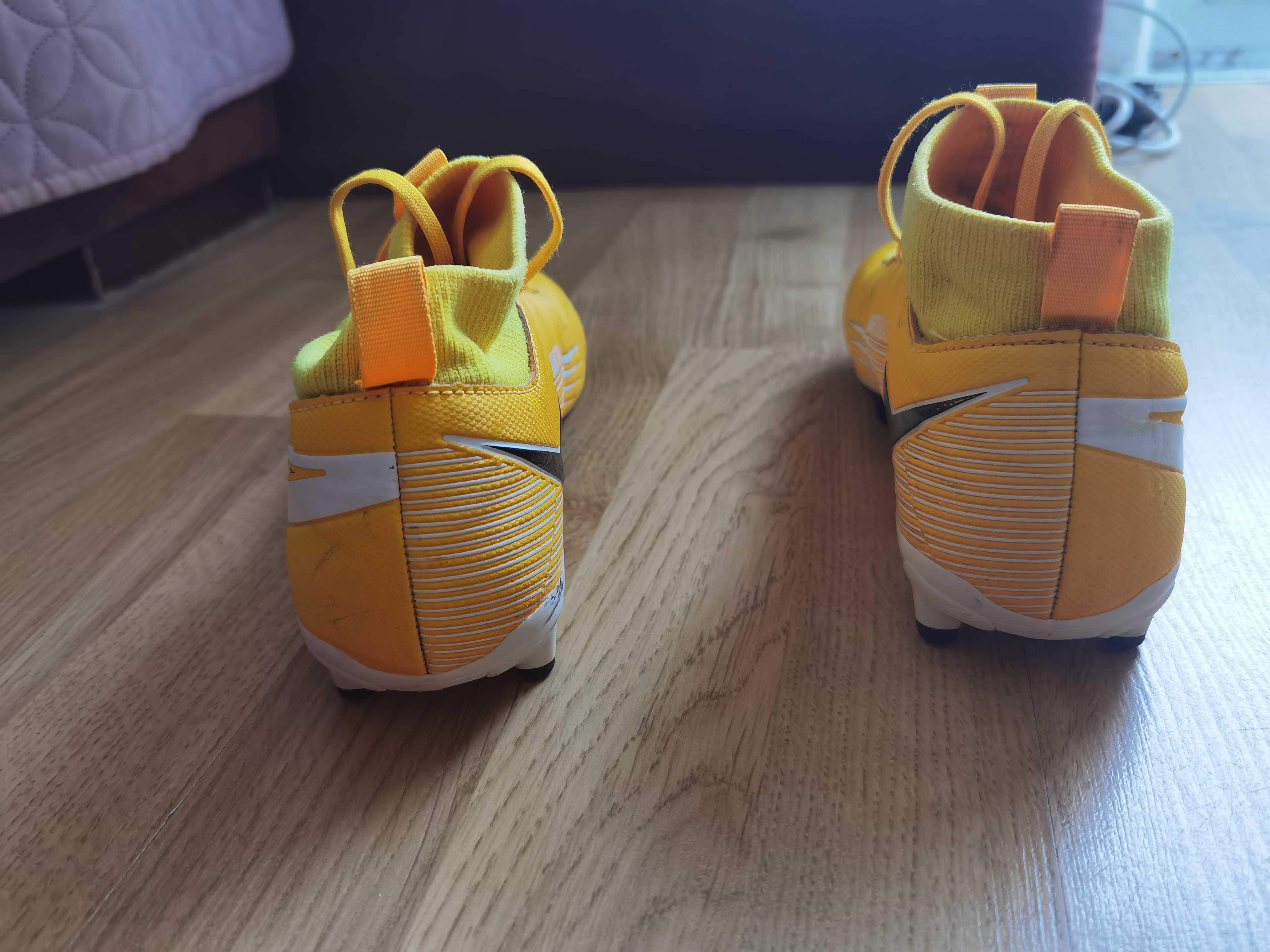 korki NIKE Superfly 7 Academy  rozmiar 37.5