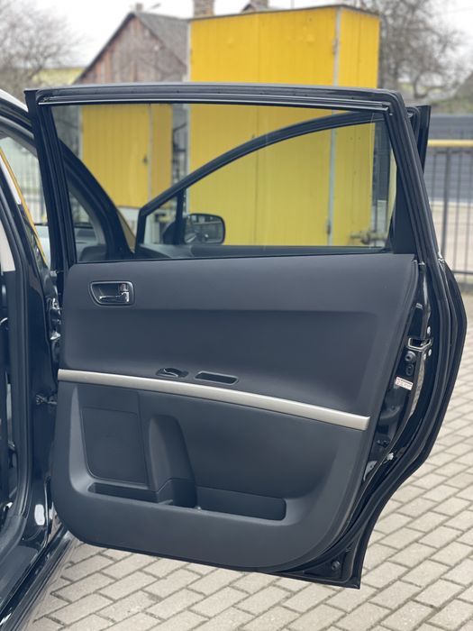 продам Toyota Corolla Verso