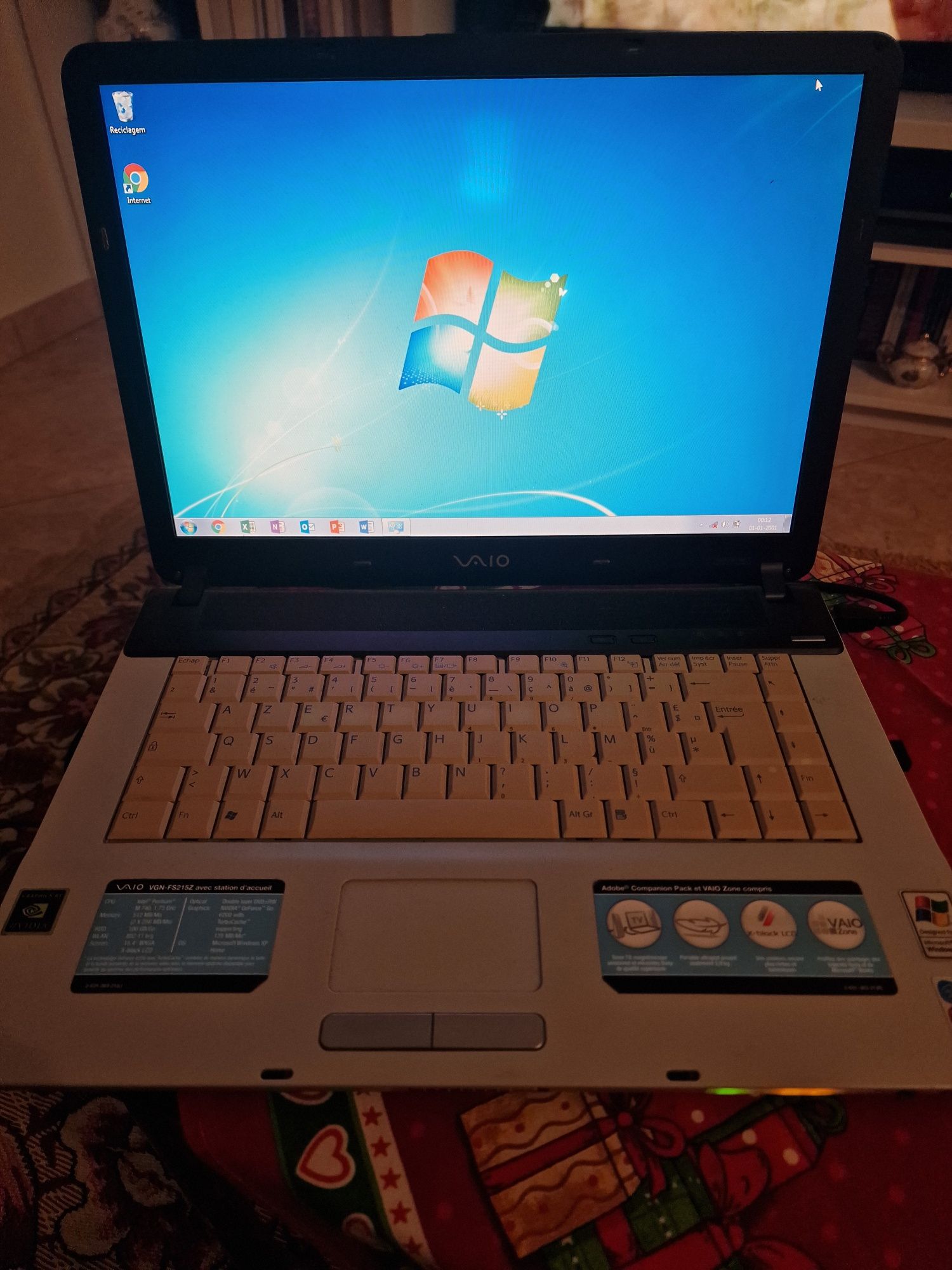 Vendo portátil sony vaio