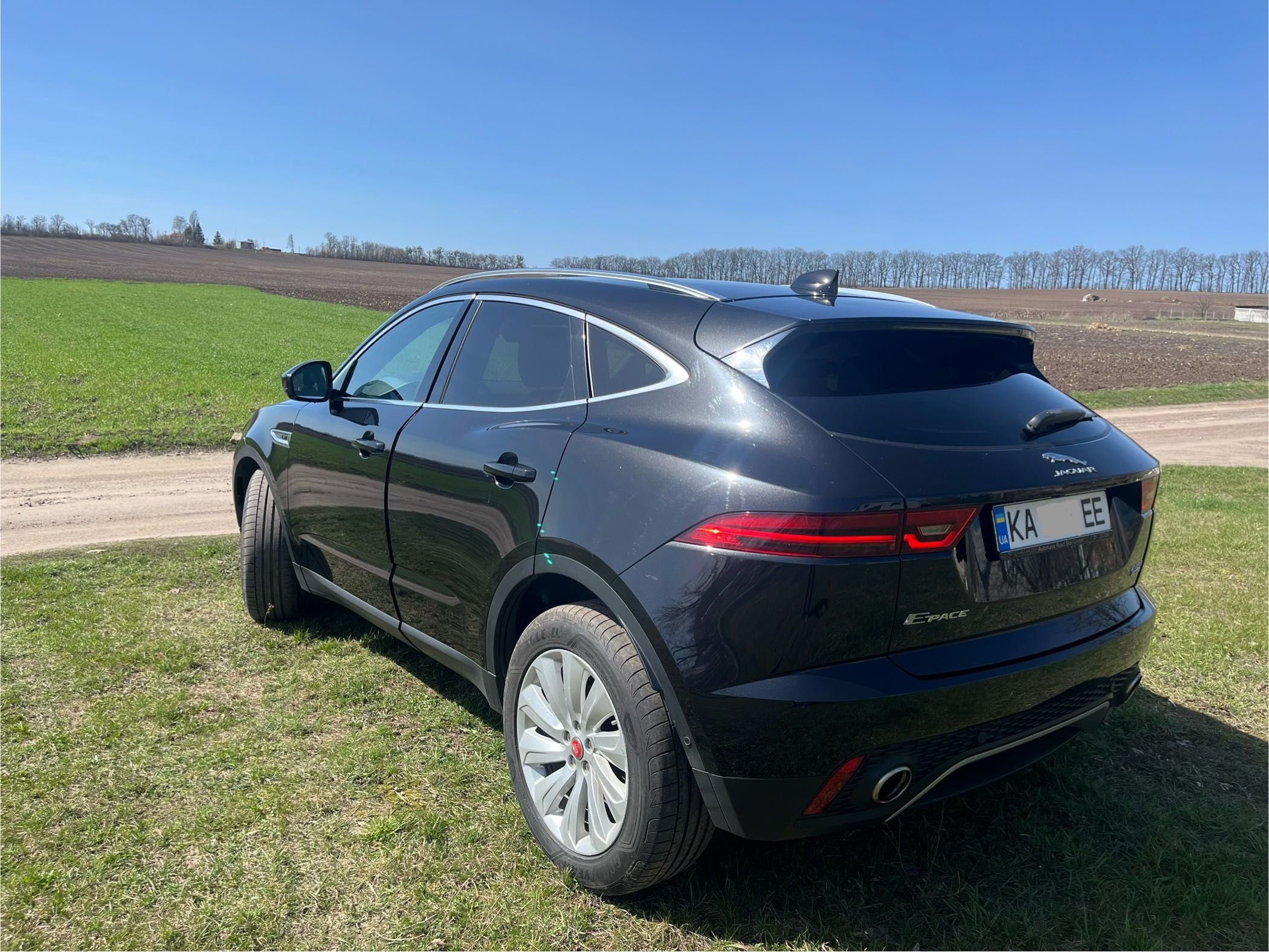 Jaguar E-Pace 2.0D AT R-Dynamic S AWD (D180)