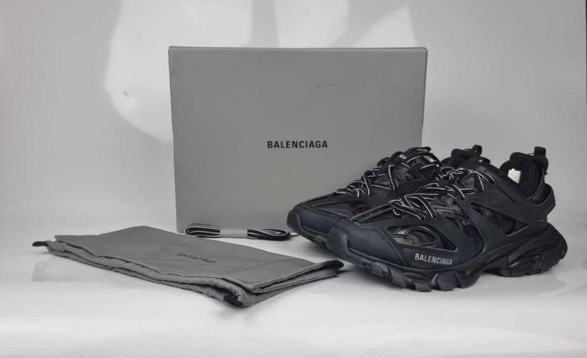 Balenciaga Track Black