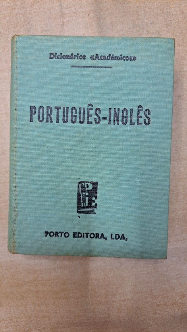 Dicionário Porto Editora - português ingles Edição  1972