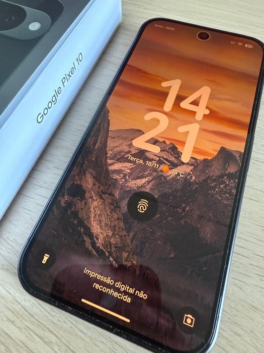 Google Pixel 10 + Google Pixel Watch 3 - Novo