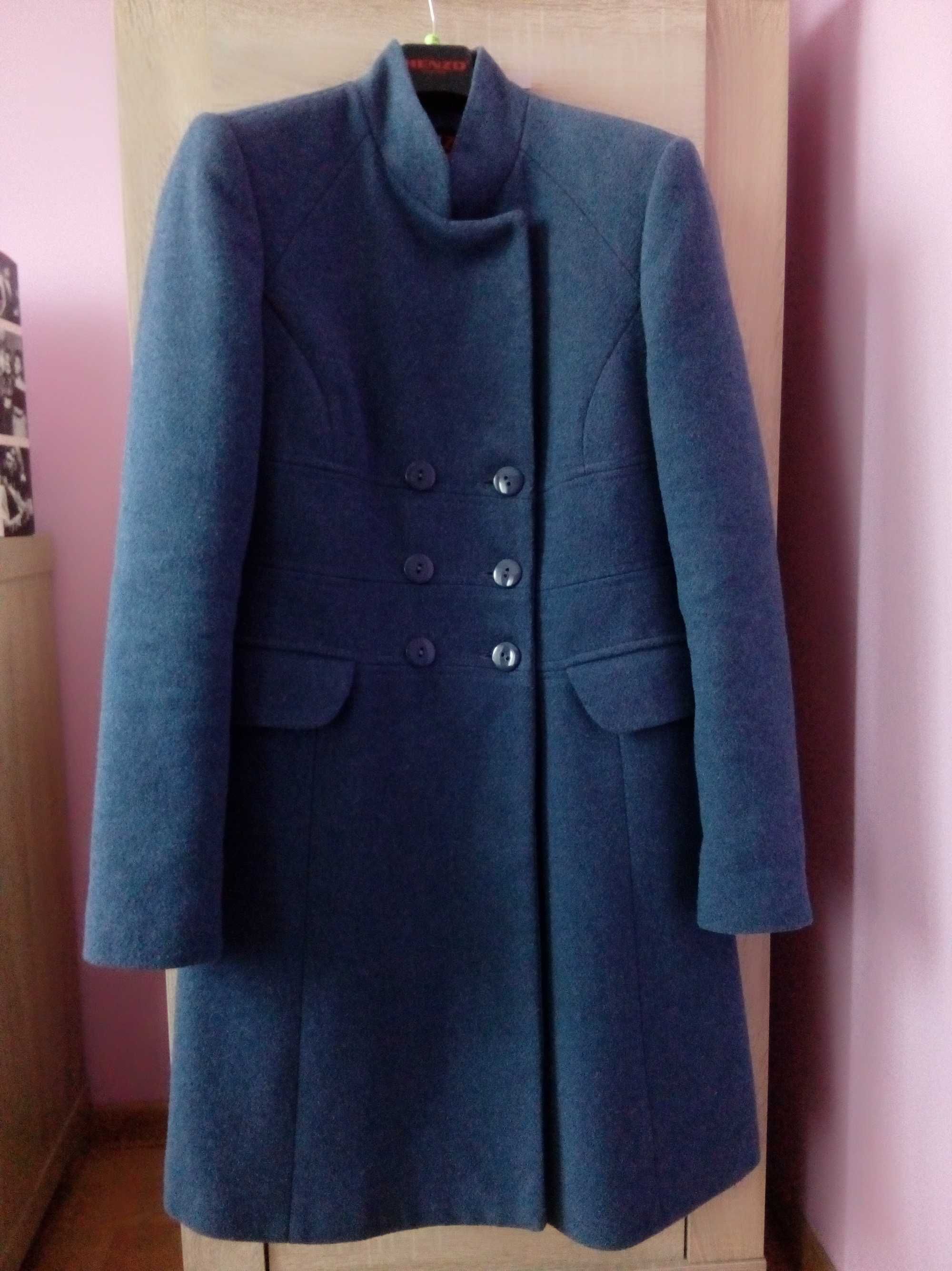 Elegancki płaszcz na wiosnę i jesień rozmiar 38 (jak nowy)