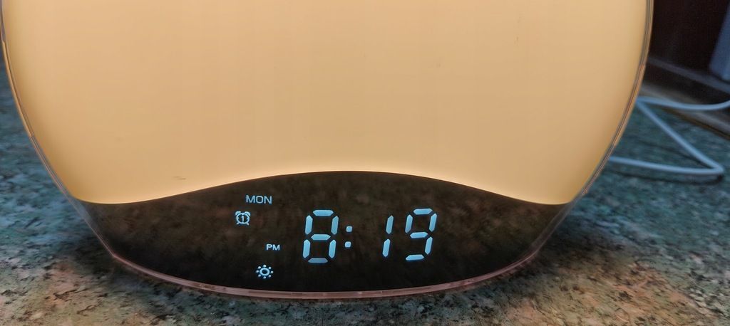 Budzik Lampka Wschód Zachód Słońca Zegarek Radio FM Bluetooth