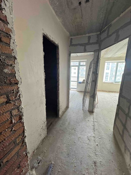 Продаж 1к квартири 32 м2 ЖК Спрінг Таун Нова Рів'єра на етапі здачі