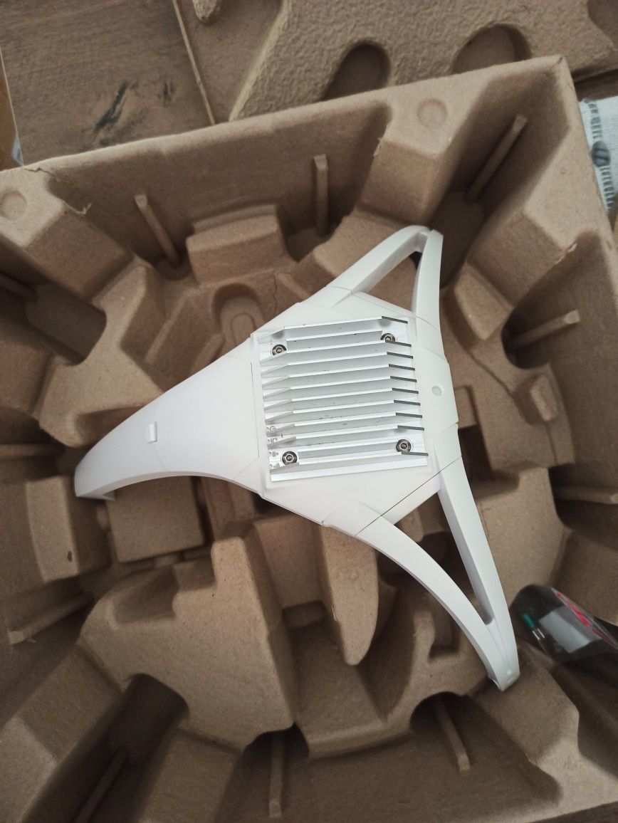 Antena Mikrotik LTE LHG 18