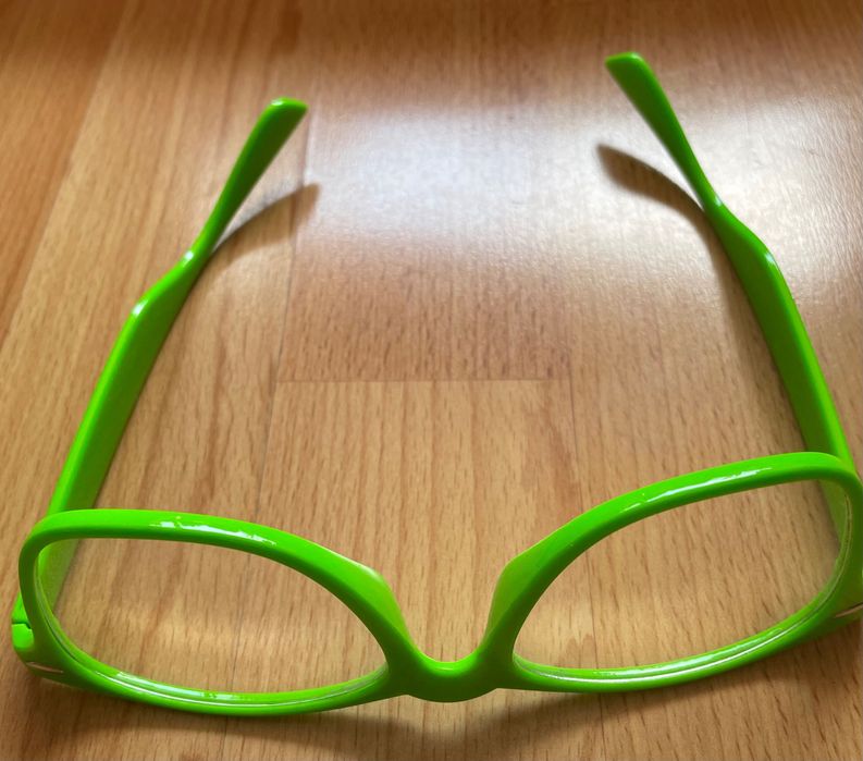 Biala Kultowa marynarka męska z paryskiego butiku na Champs-Elise