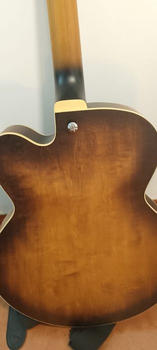 Guitarra Hollybody