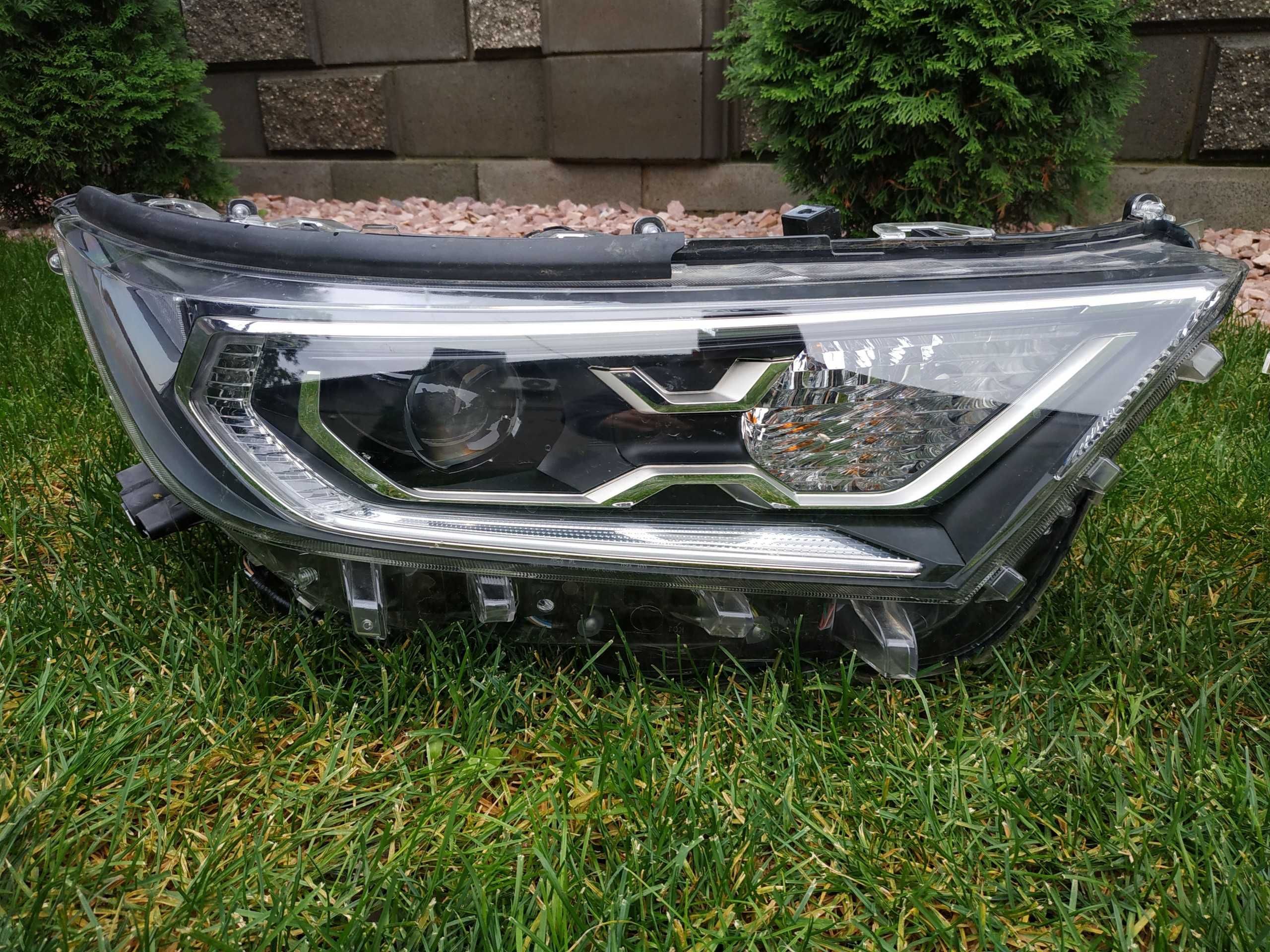 Toyota Rav 4 2019-2022 Фара FULL LED передняя левая правая европа