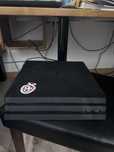 PS4 Pro 1 TB - Venda ou troca