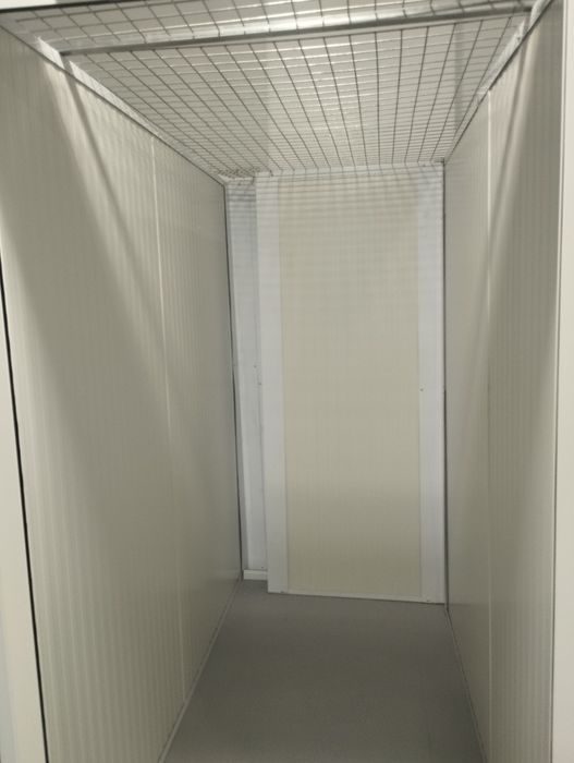 Self storage Ajuda/Arrumos/Mini Armazém