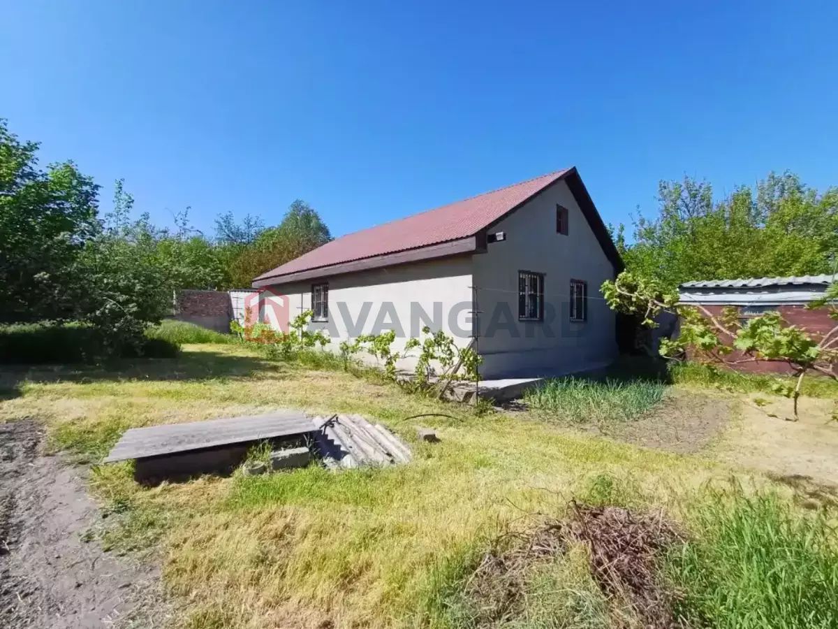 Продам дачу на березі Самари