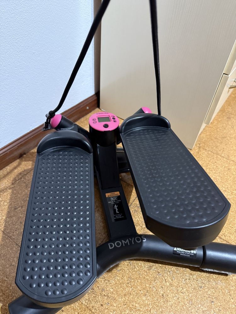Stepper Domyos MS500 com elásticos
