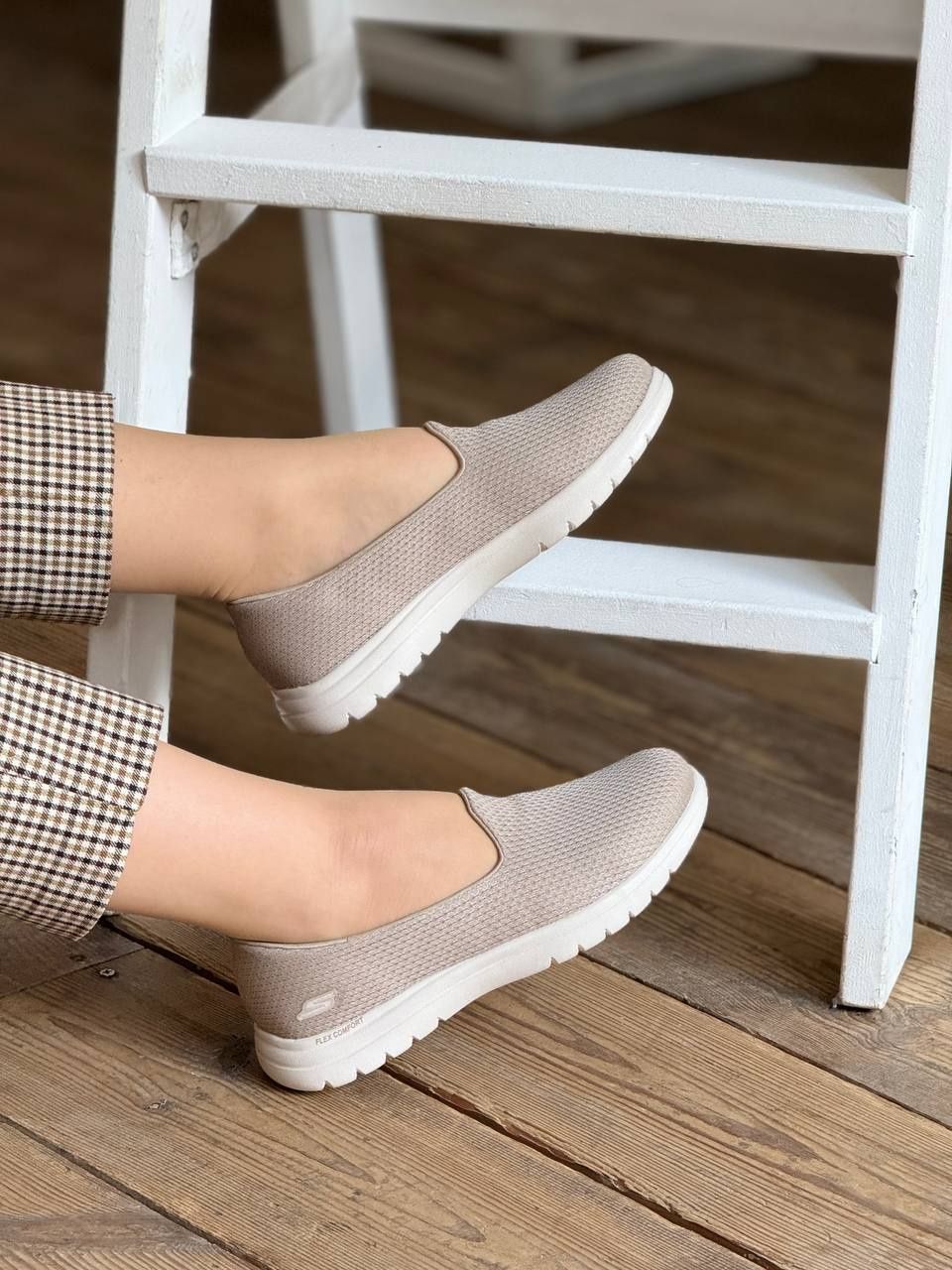 Жіночі макасини  Skechers 42р