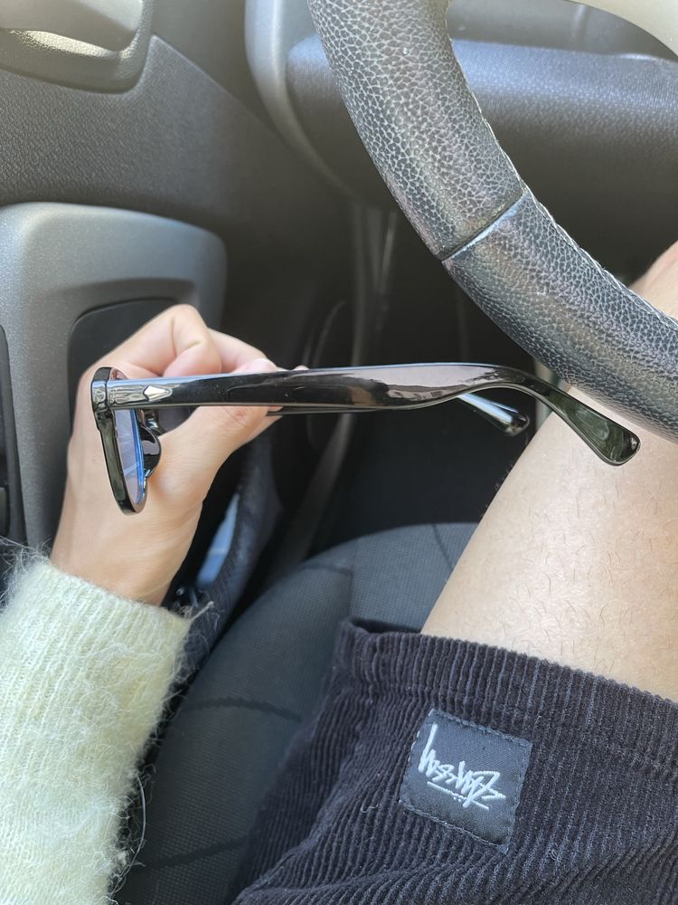Oculos explicit poets estilo Jonhny