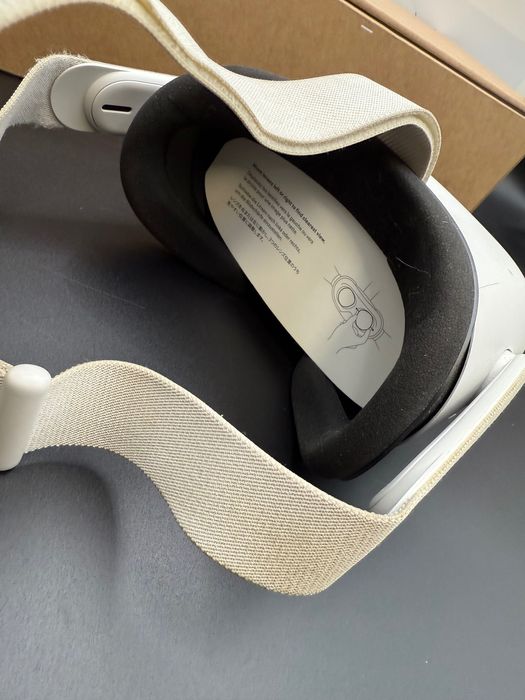 Gogle Meta Quest 2 128 GB
Komplet