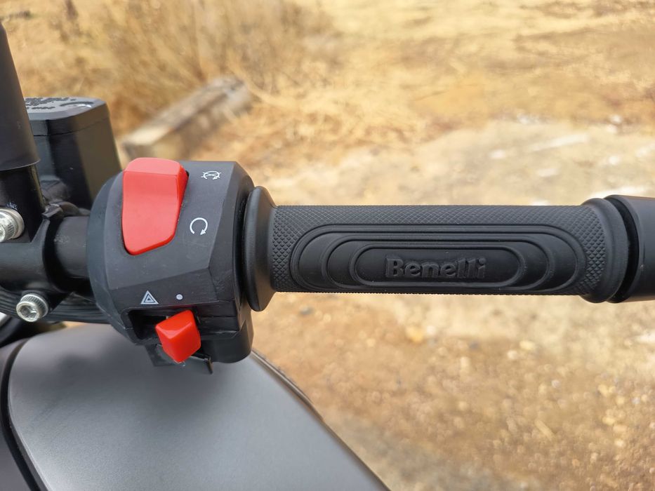 Benelli leoncino 250