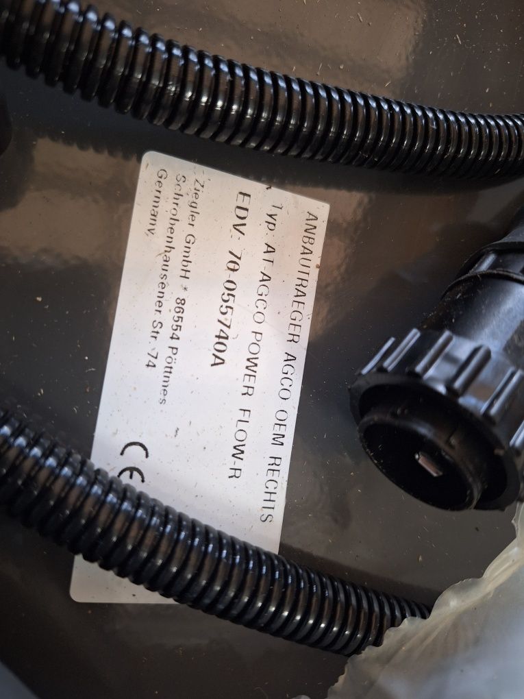 Kosa boczna do rzepaku firmy Ziegler Fendt MF Prawa