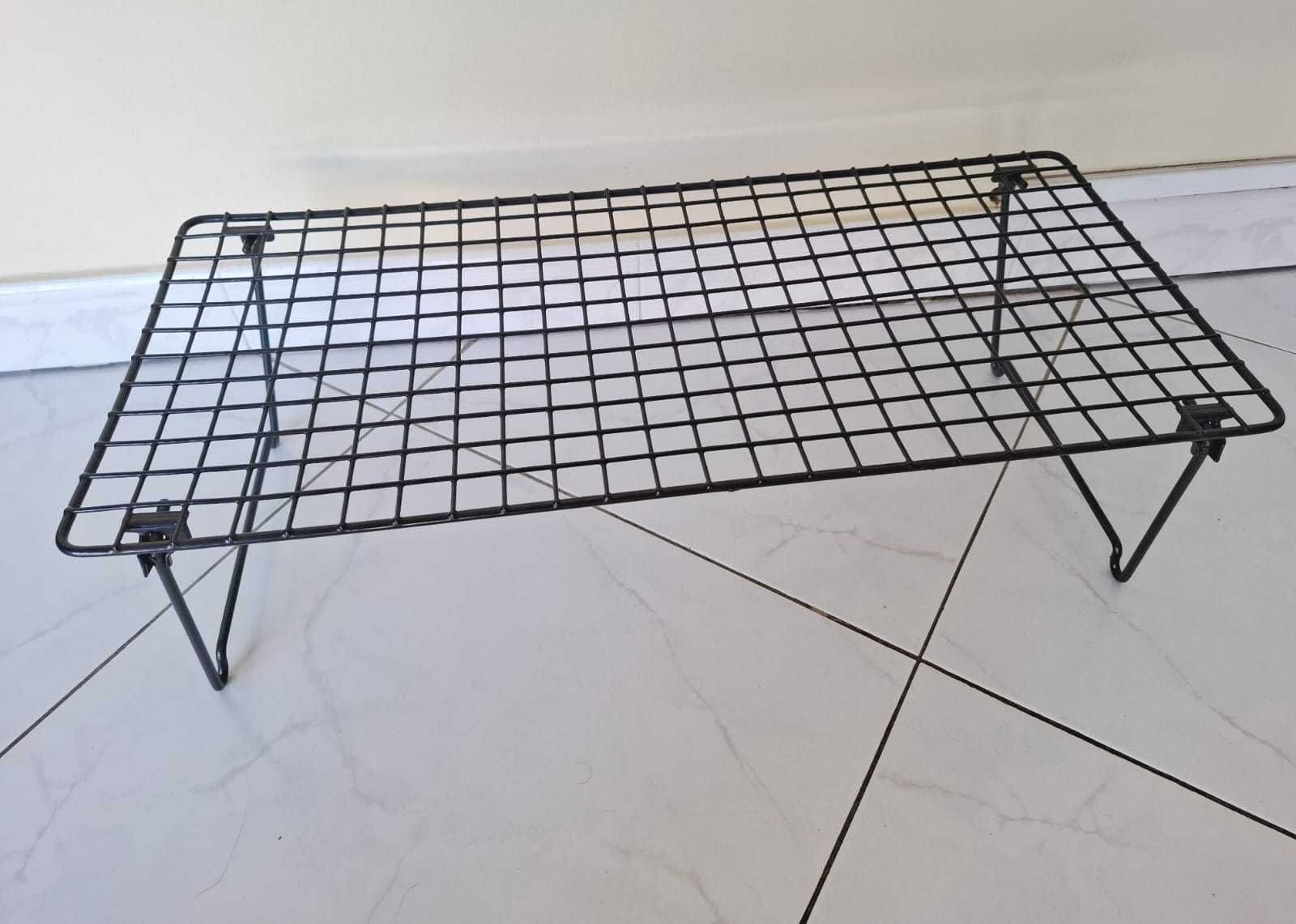 6 Sapateiras preta + 2 Tabuleiros de baixo