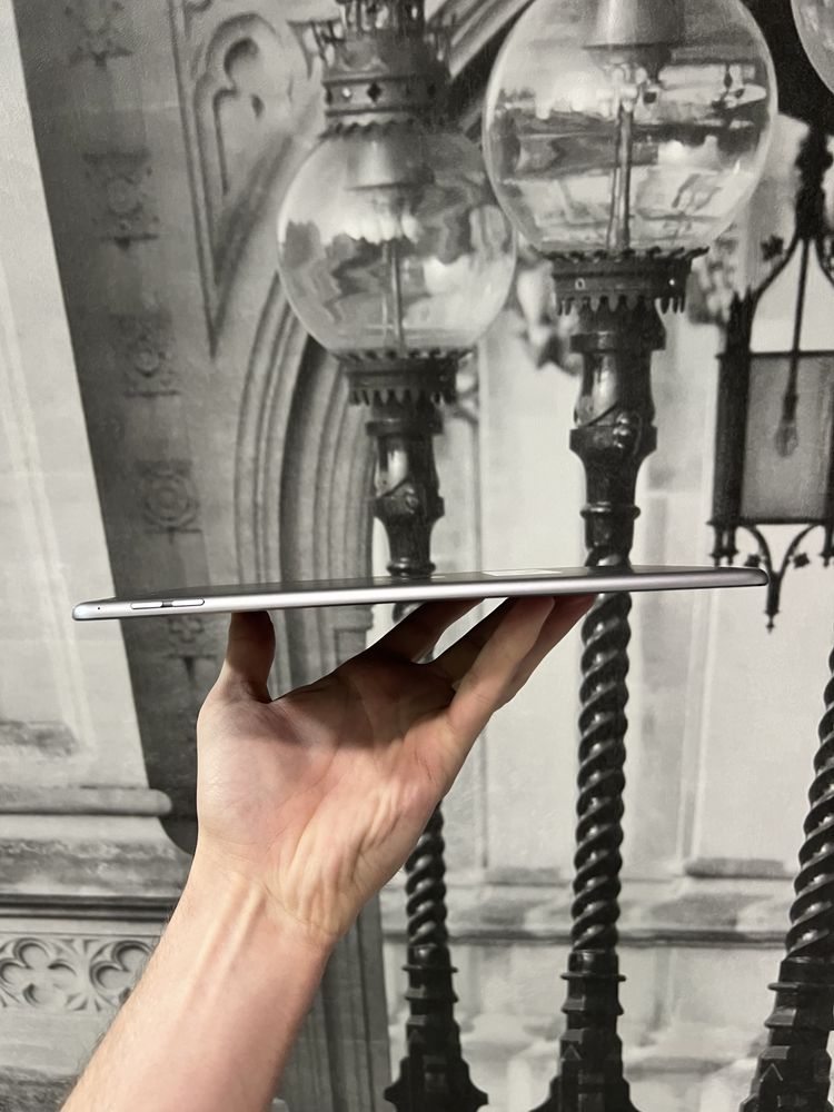 планшет Apple iPad Air 2 128gb Space Gray 9.7 АКБ 93% з гарантією
