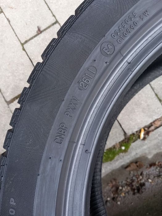 4x Opony Używane Zimowe 235/45R17 Continental