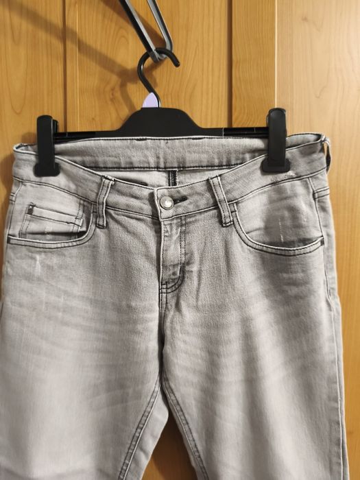 Jeansy damskie do kostek 42