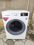 Пральна машина LG  Inverter Direct Drive 9кг/ F14WM9ENO